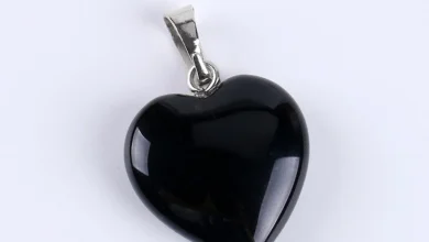 حجر العقيق والجن