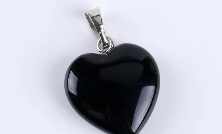 حجر العقيق والجن