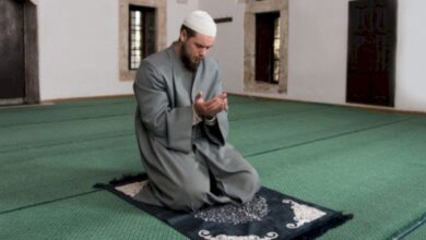 شيخ روحاني عماني